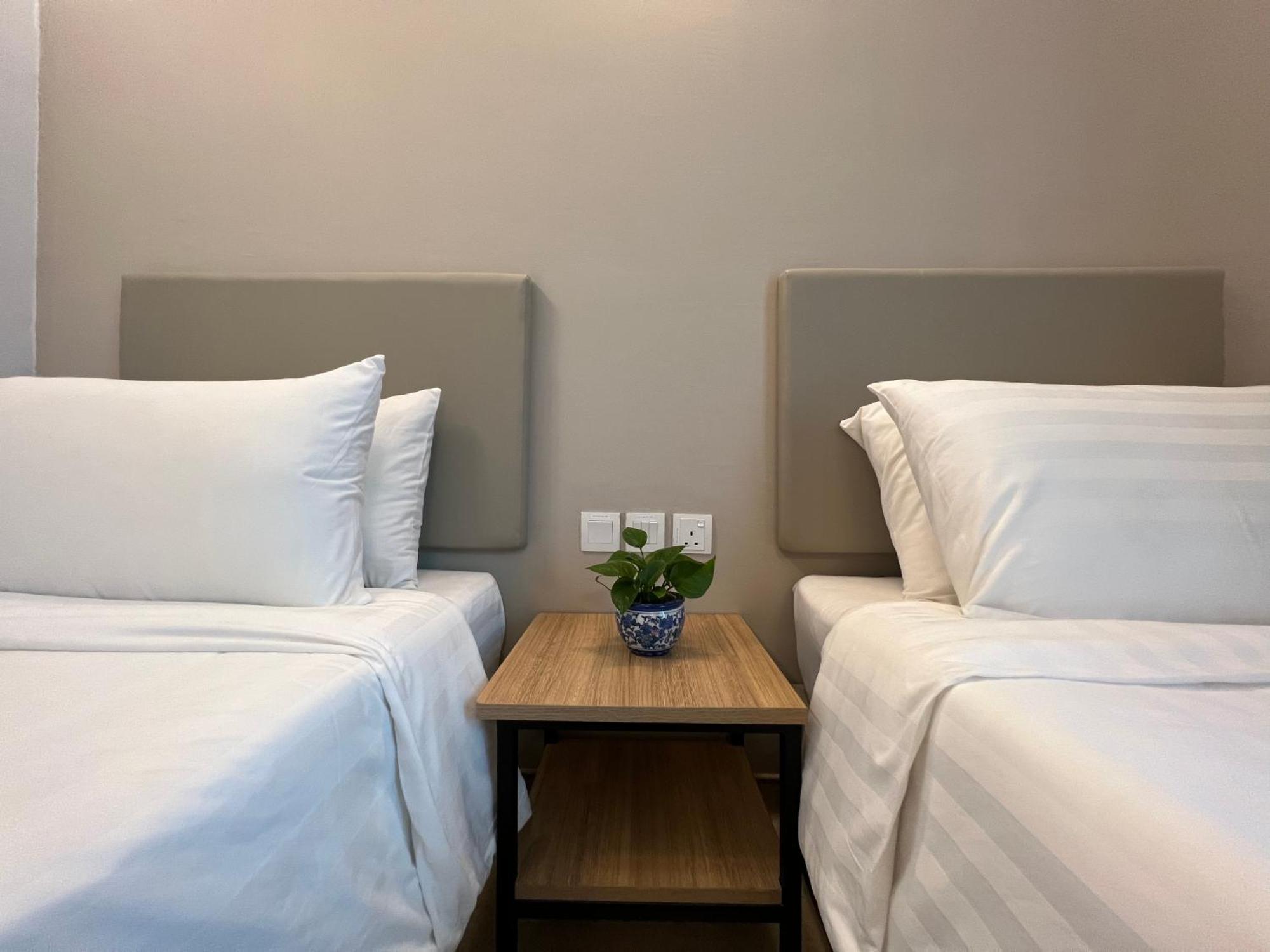 Serapi Verdure Hotel Кучинг Экстерьер фото
